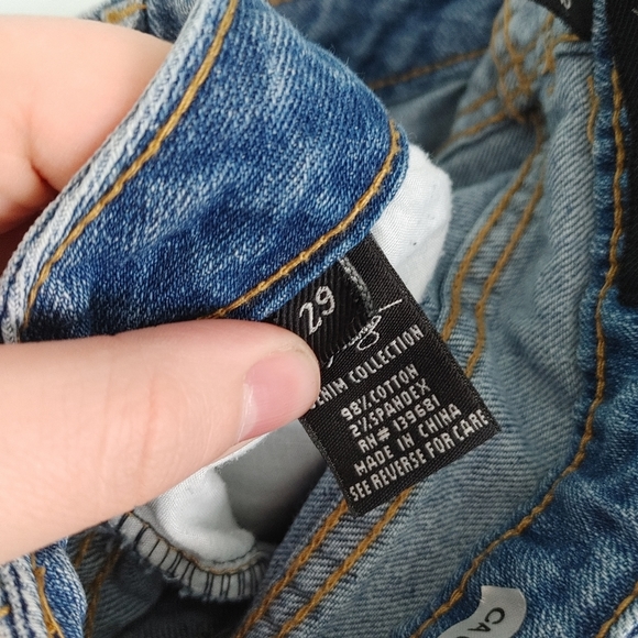 ABS Denim | distressed jeans - Picture 9 of 9